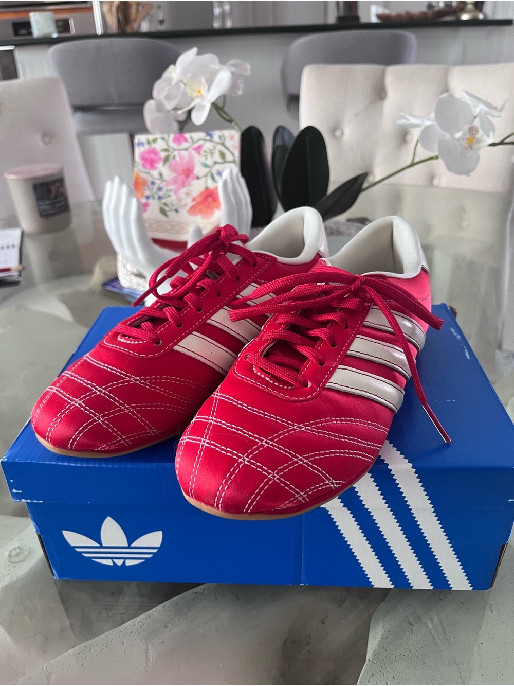 Adidas Women’s Red Athletic 👟teakwoondo  5.5